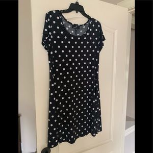 Ronni Nicole Black Dress with Cream/White Dot Pattern, Size Medium. Like New